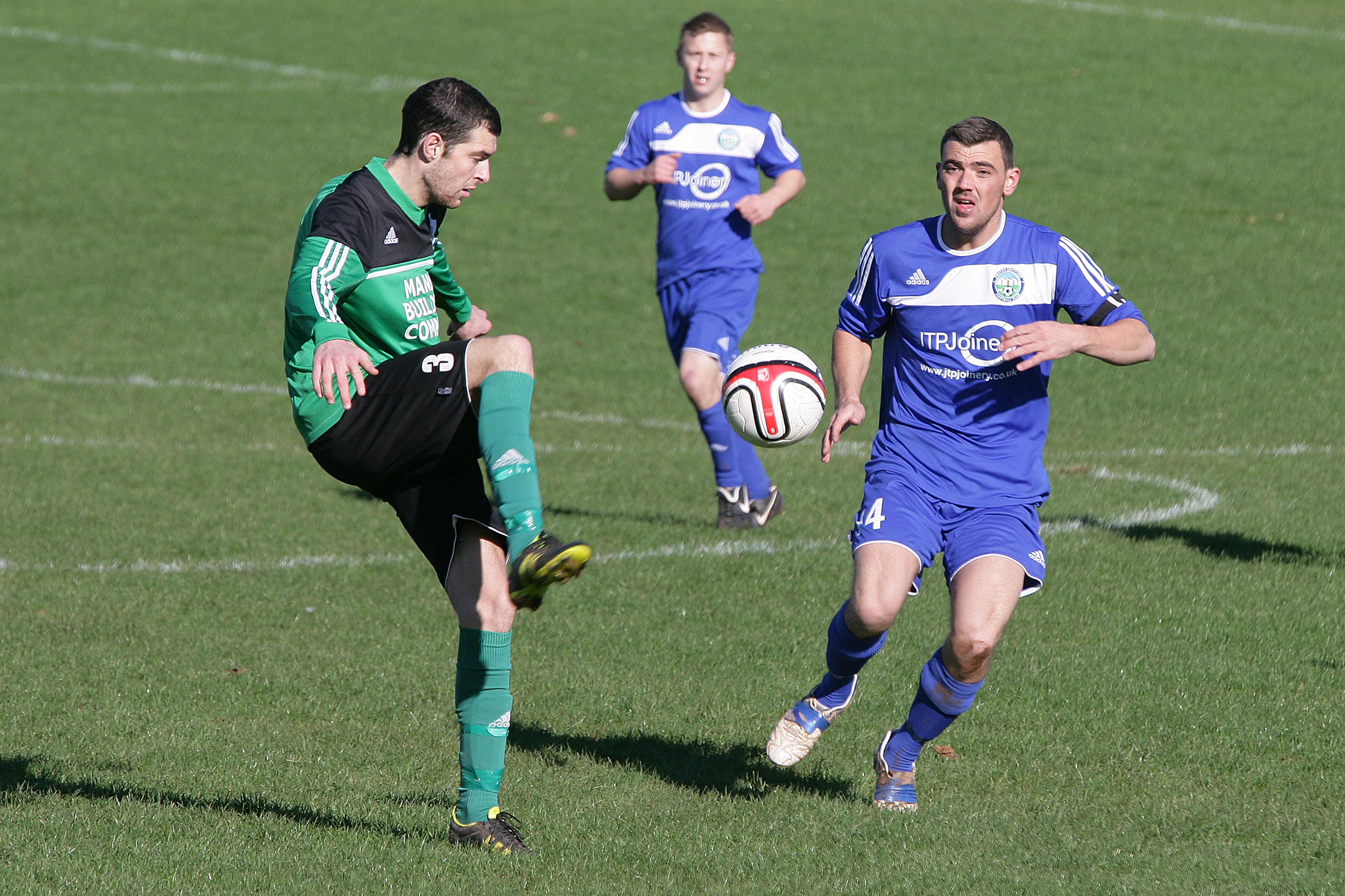 Lewis Woodmore Darren Munday Watcombe Wanderers Preston South End Herald Cup SDFL Sport South Devon