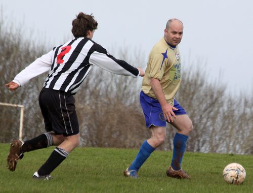 torquay town kingsbridge kellaton united ant roach bill treeby cup sdfl sport south devon